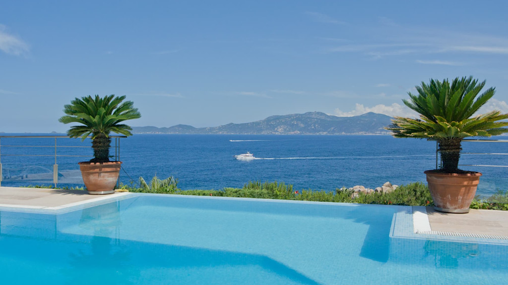 Holiday rental with Pure France in Corsica Holiday rental with Pure France in Corsica