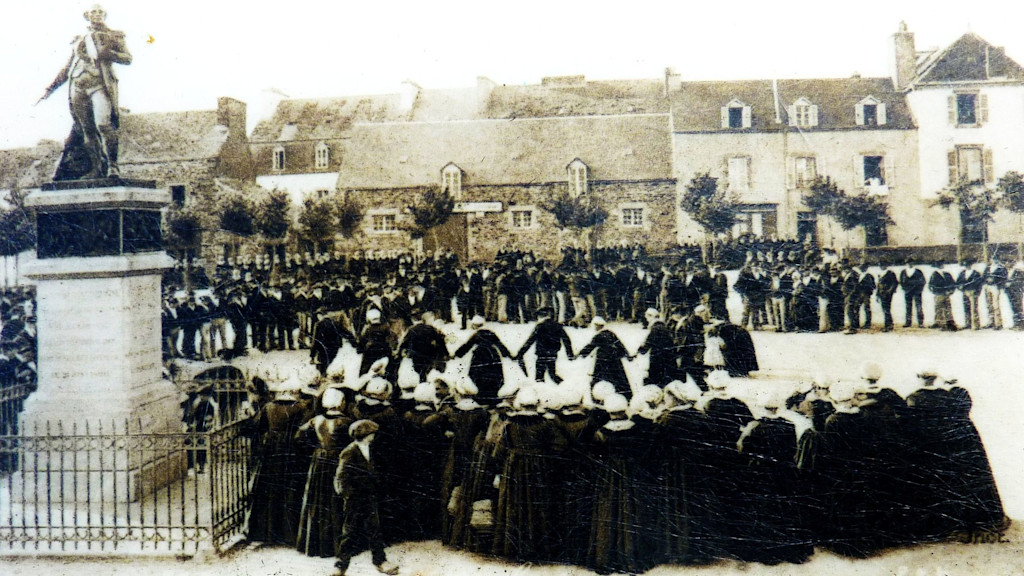 Bretone dancing Bretone dancing