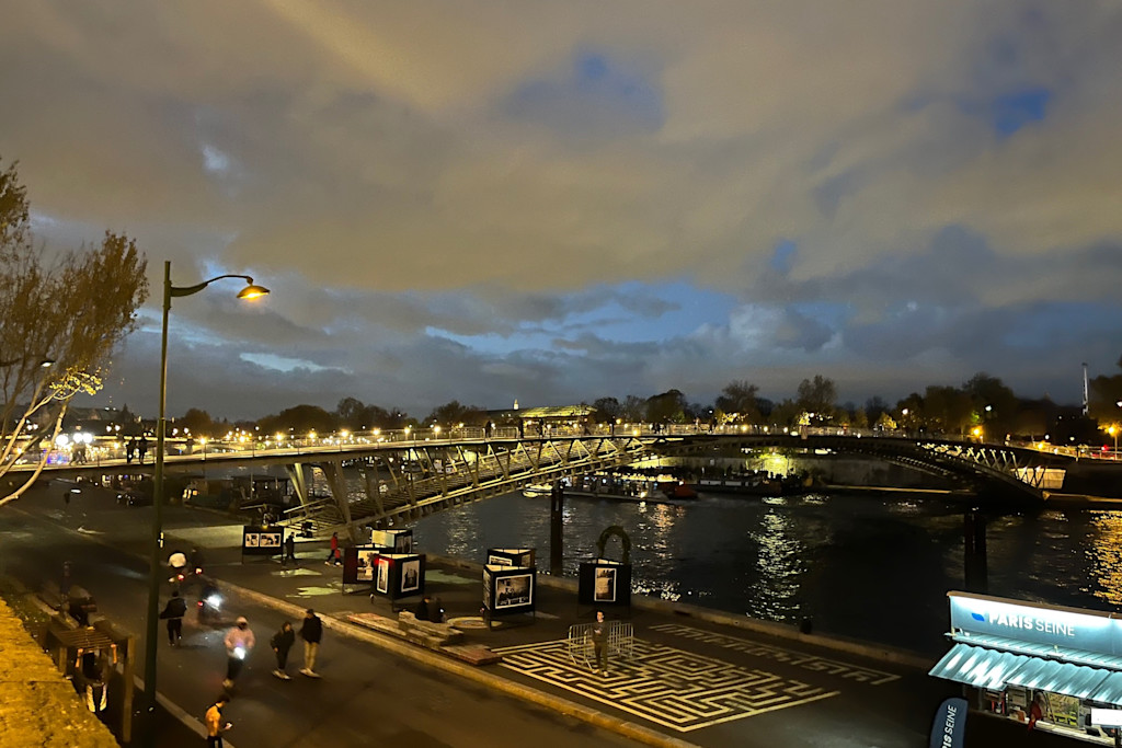 Paris by night Paris by night