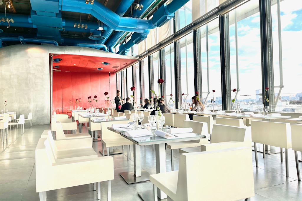 Georges rooftop du Centre Pompidou Georges rooftop du Centre Pompidou