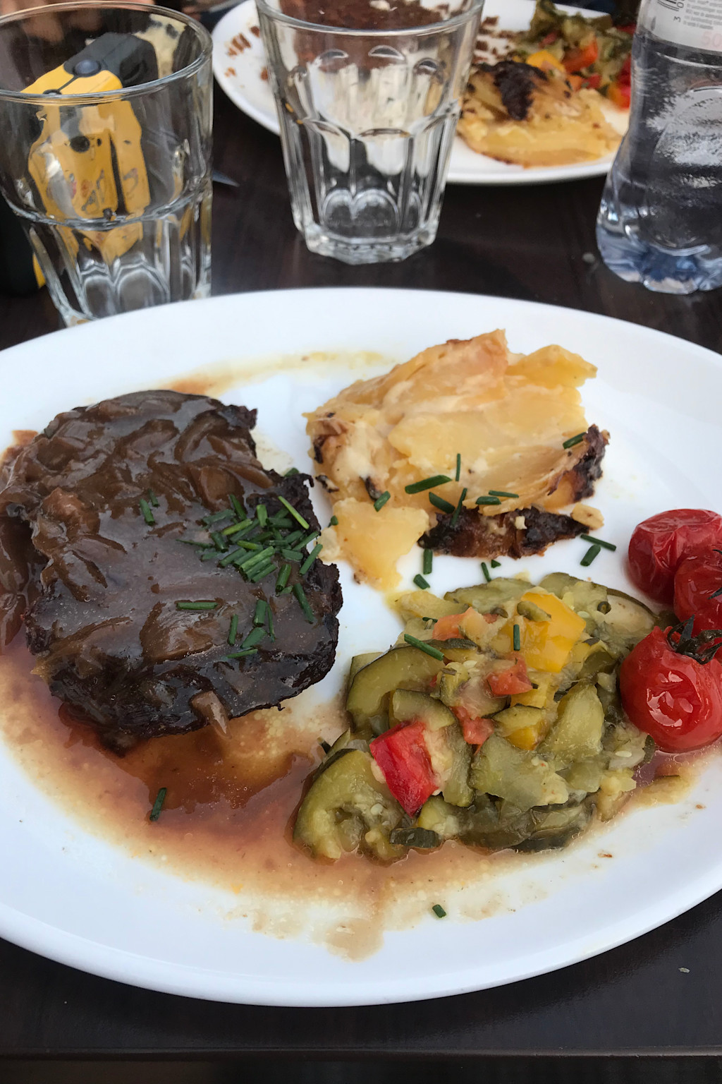 Les Bouchon Lyonnais Les Bouchon Lyonnais