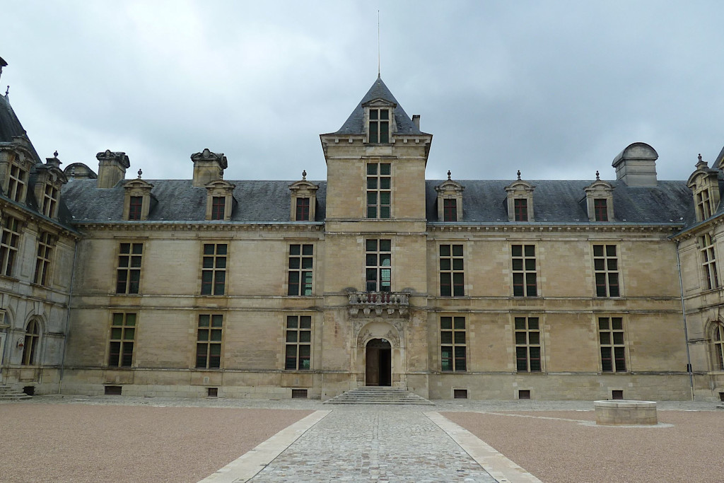 Chateau Cadillac Chateau Cadillac