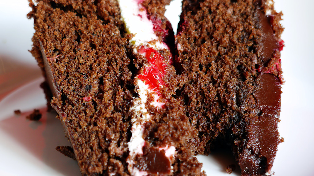 Molten chocolate cake Molten chocolate cake