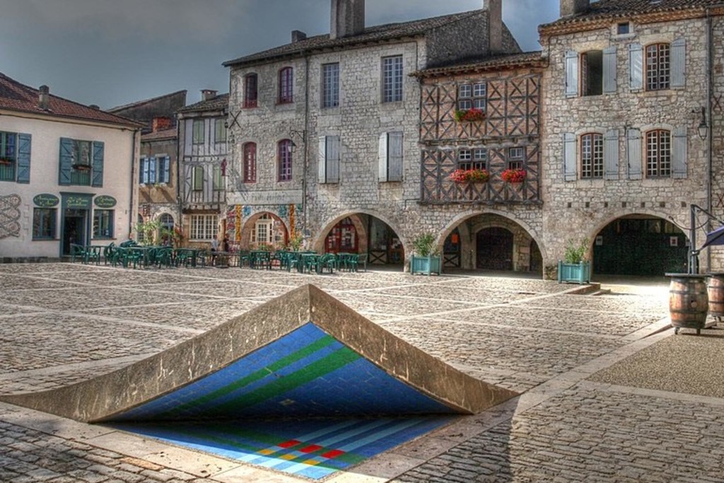 Lauzerte - Place des Cornières Lauzerte - Place des Cornières