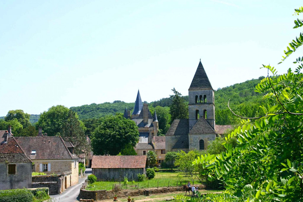 Saint-Léon-Sur-Vézère Saint-Léon-Sur-Vézère