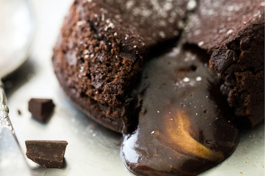 Molten chocolate cake Molten chocolate cake