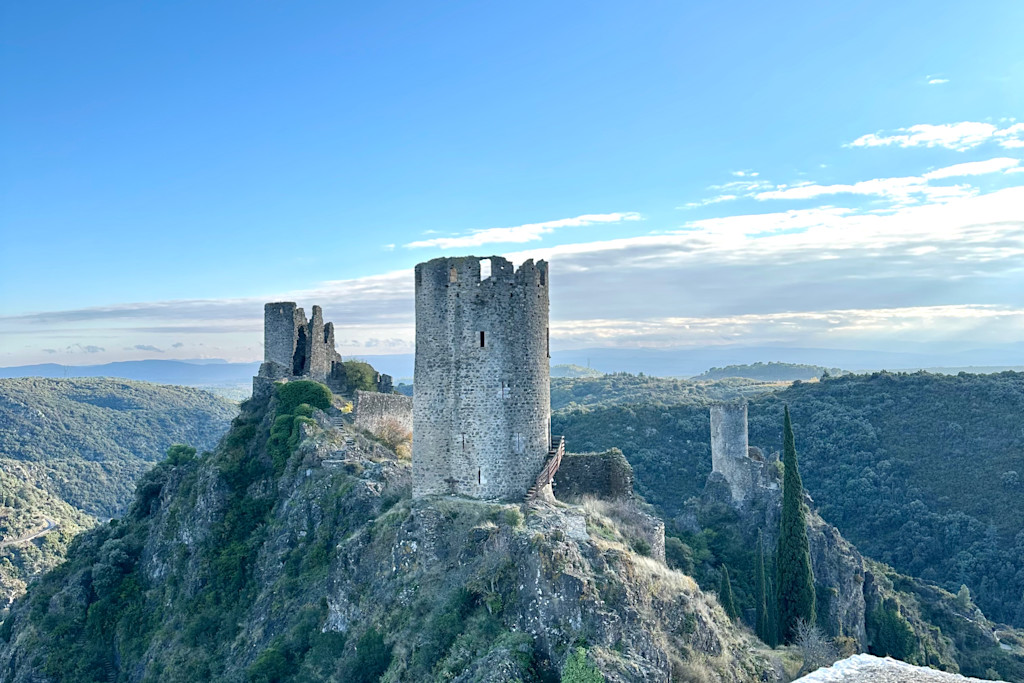 Les châteaux de Lastours Les châteaux de Lastours