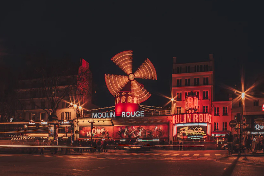 Moulin Rouge Moulin Rouge