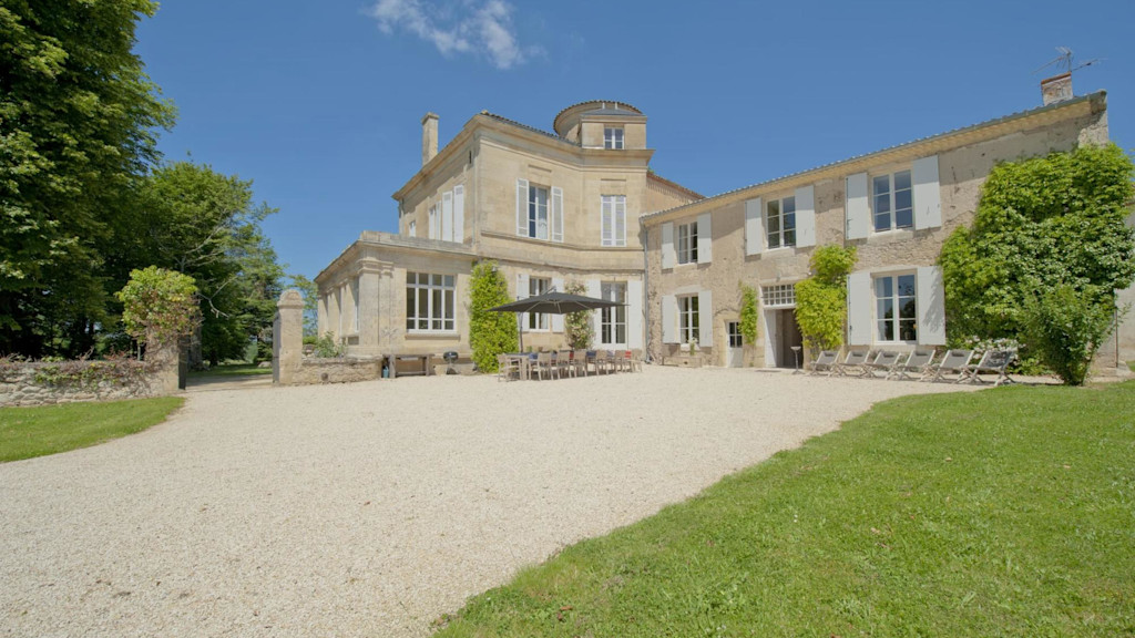 Chateau Entre-Deux-Mers Chateau Entre-Deux-Mers