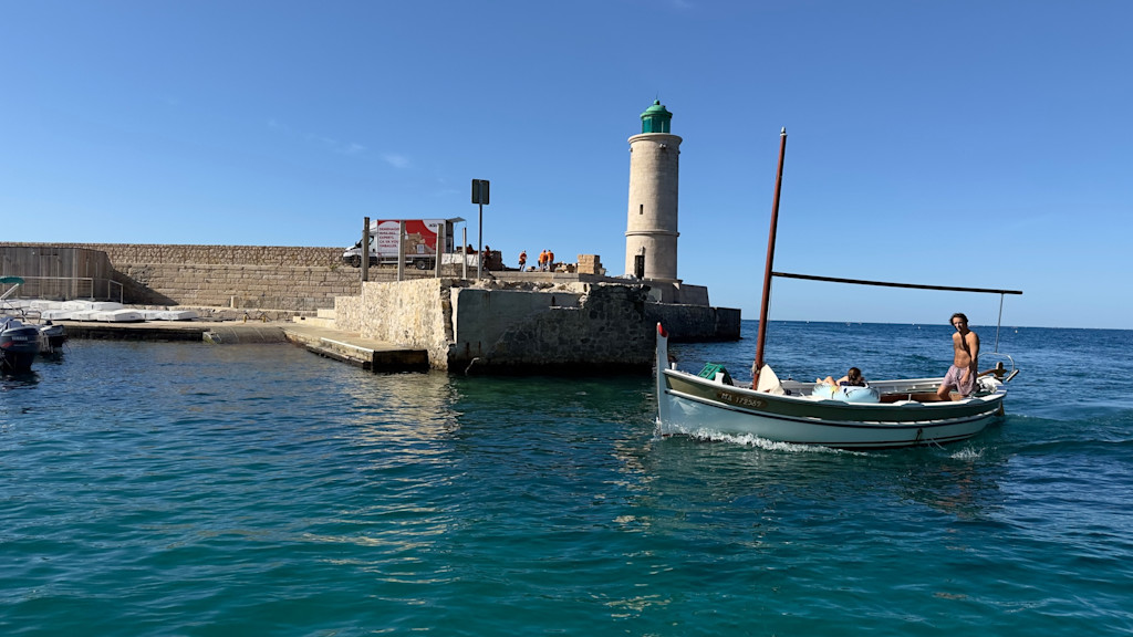 Cassis Cassis
