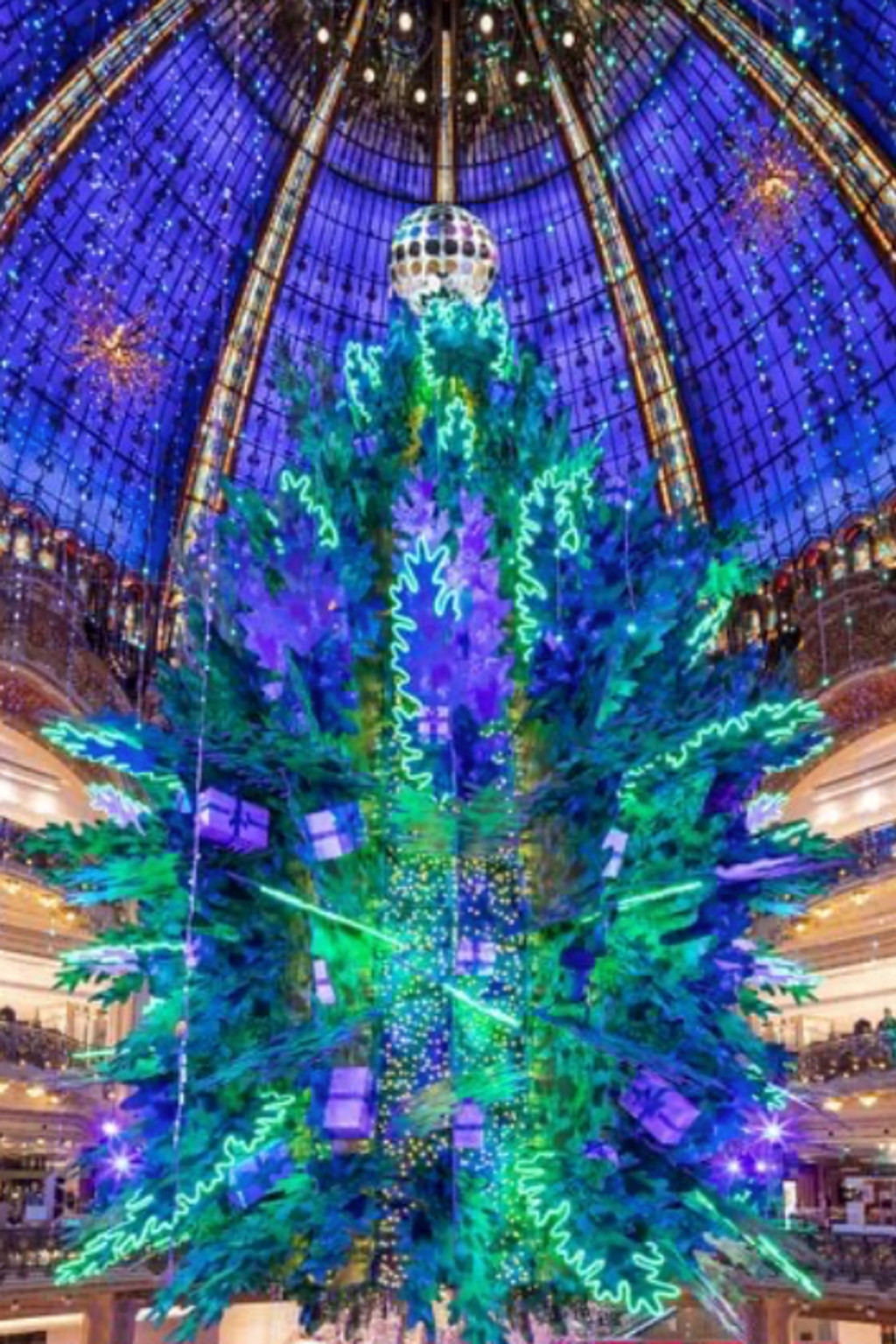 Christmas tree Christmas tree