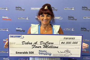 07-21-2023 Debra DeCaro - 4M - Emeralds 50X