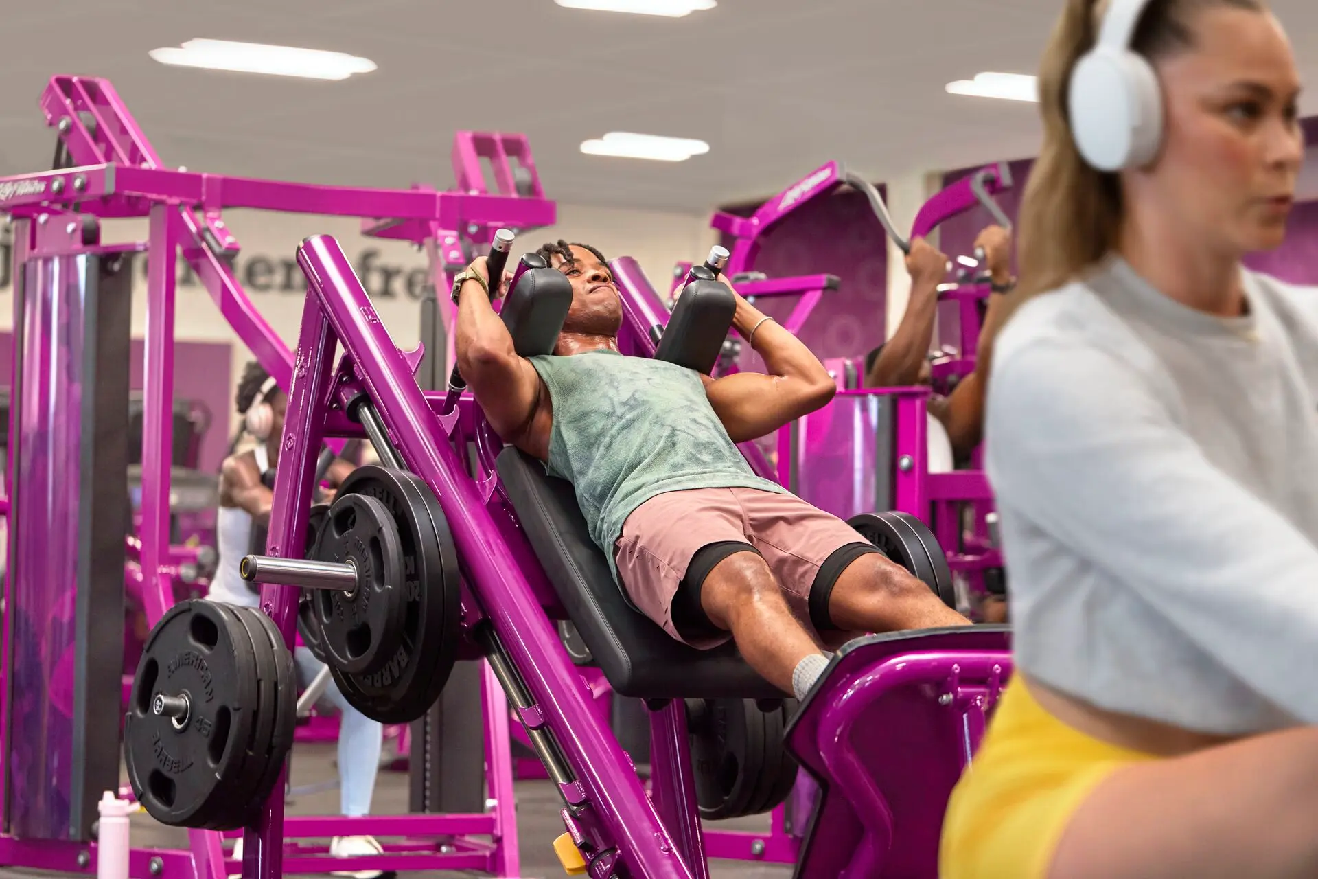The Ultimate Guide to the Hack Squat