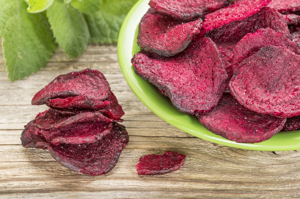 Have a Chip Craving? Here Are 6 Healthy Chip Alternatives to Try!