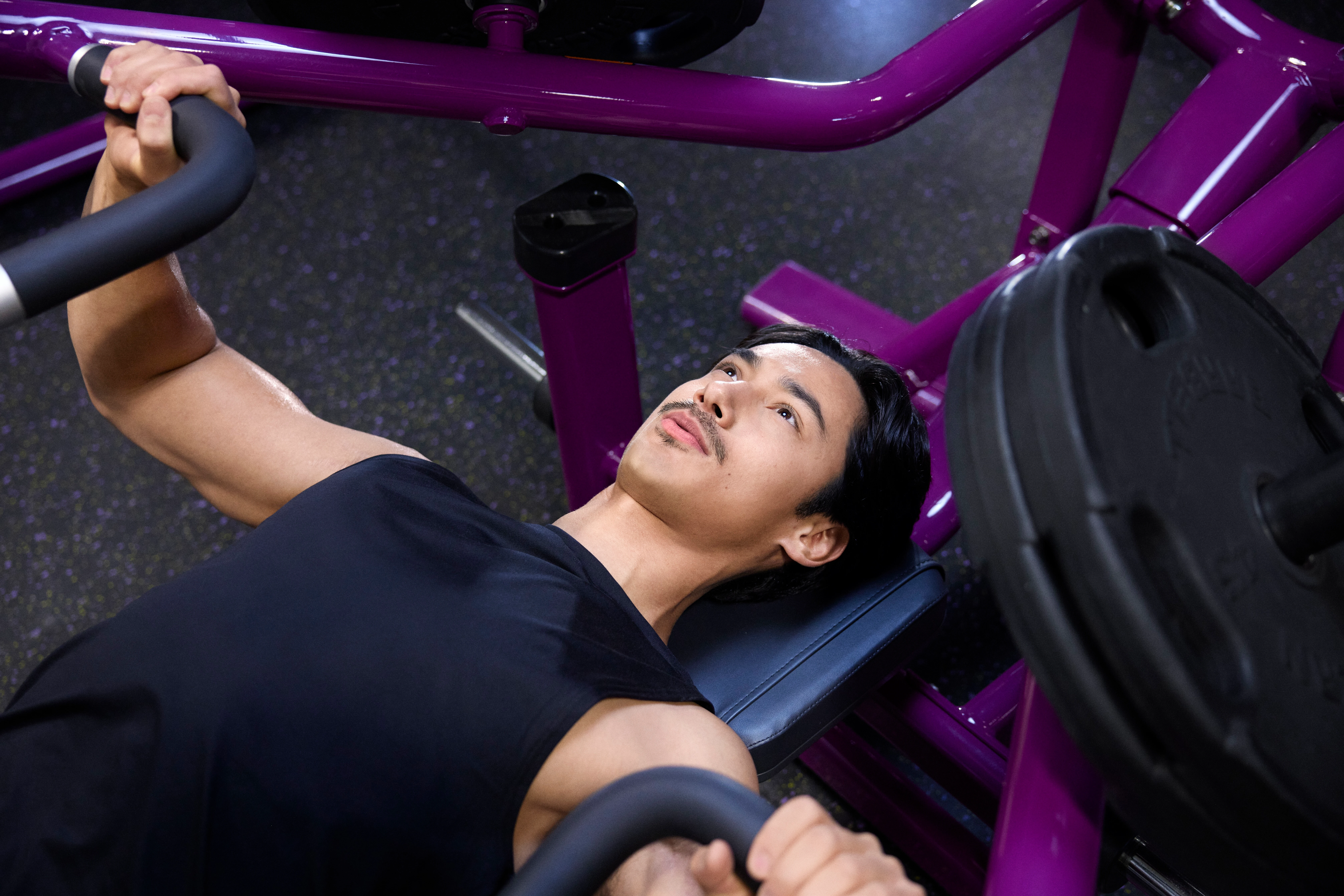 7 Best Chest Workouts: A Beginner’s Guide