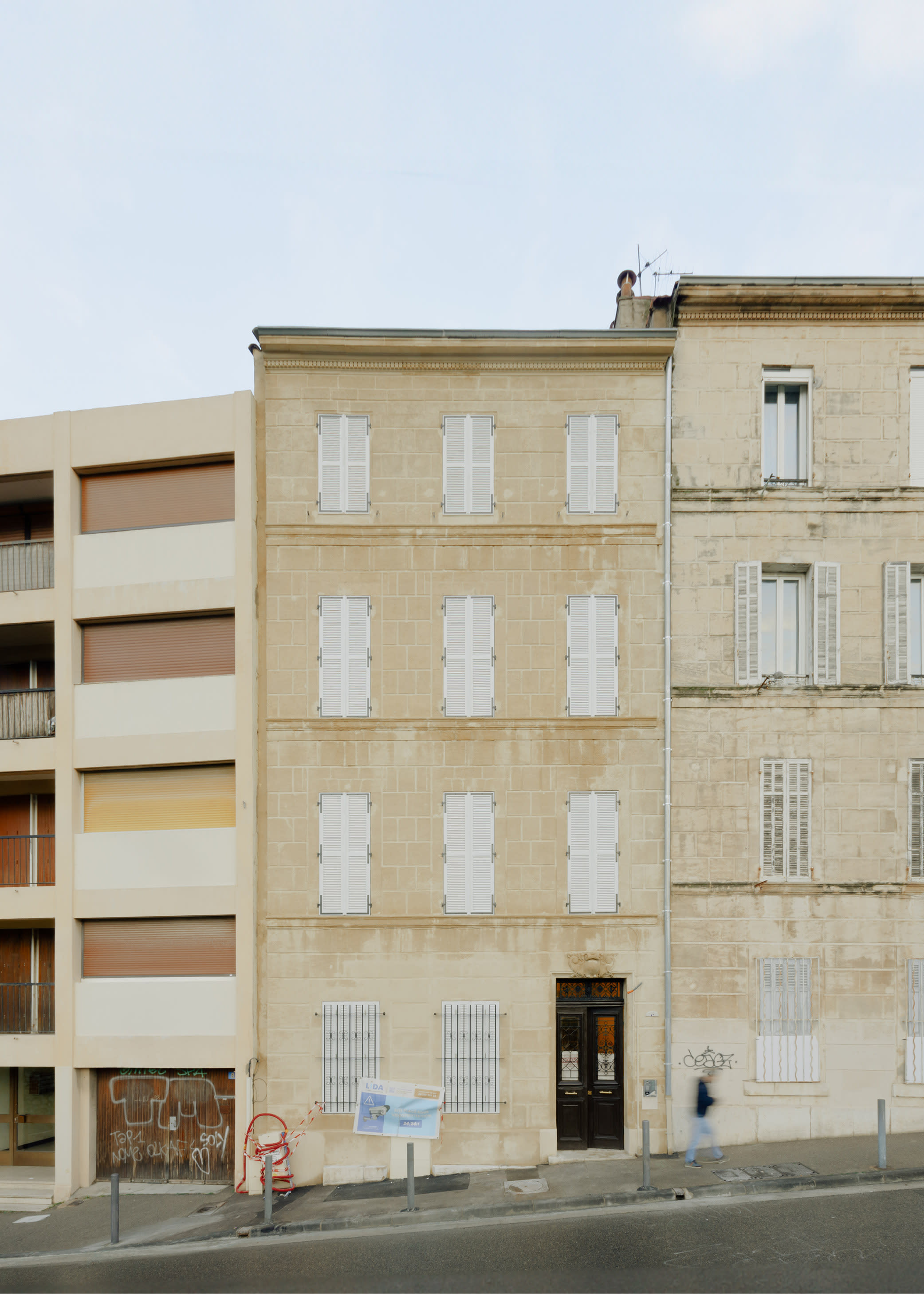 260728 WEB 3FENETRES patrimoinebati maisonmarseillaise rehabilitation reemploi conservation2