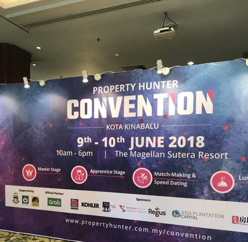 hunter-convention1.jpg