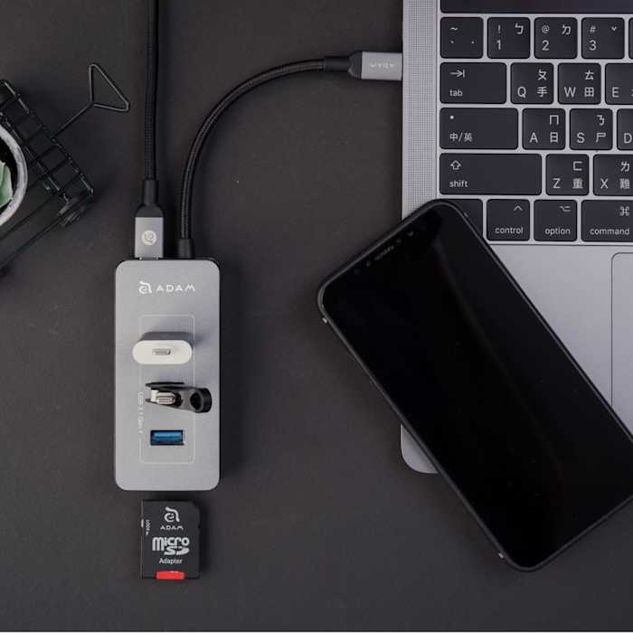 ADAM elements | USB Type-C 3ポートハブ/PD充電/リーダーライター CASA Hub PDC601