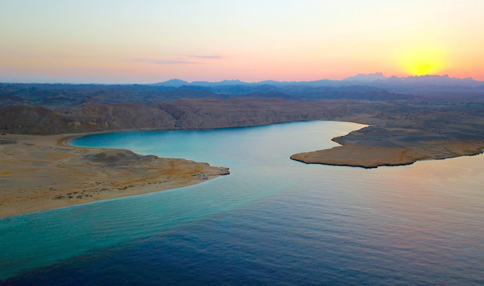 Nabutine Bay