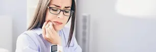 Causas del dolor de las muelas del juicio - Síntomas y Extracción article link