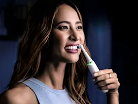 ¿Cuándo se inventó el cepillo de dientes? article link