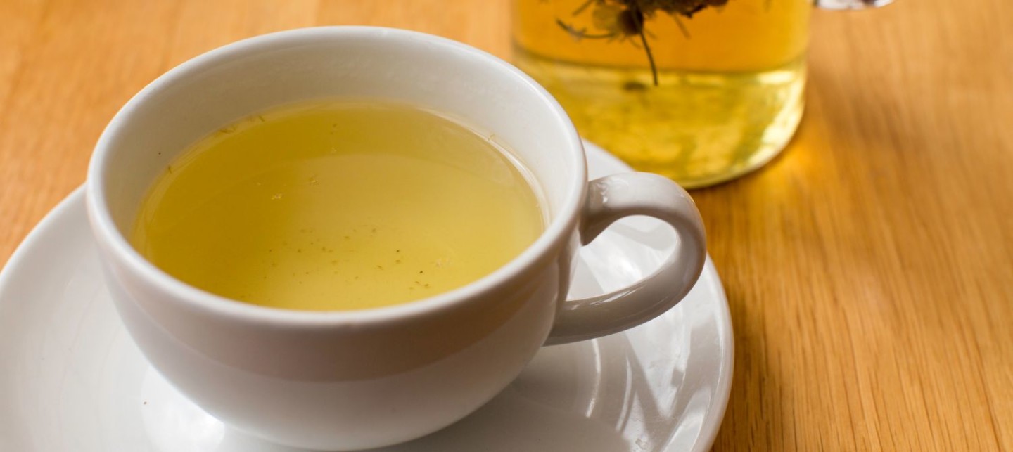 Chamomile tea and pregnancy: Is it safe to drink? | Huckleberry