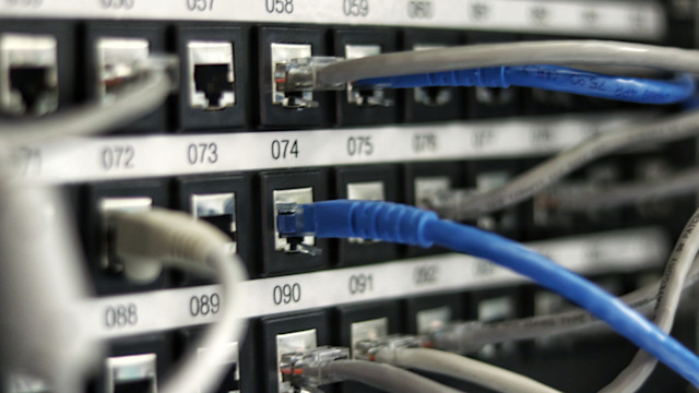 Make networks interesting with Filius
