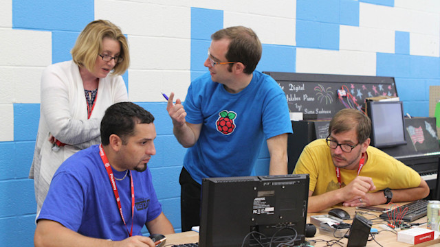 What makes an effective computing PD experience?