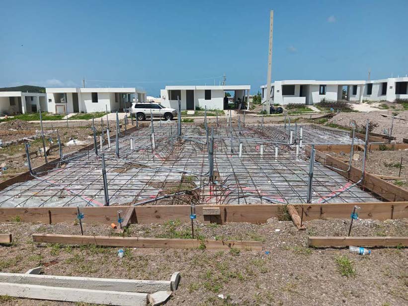 Valle Tania Guanica rev.jpg v4
