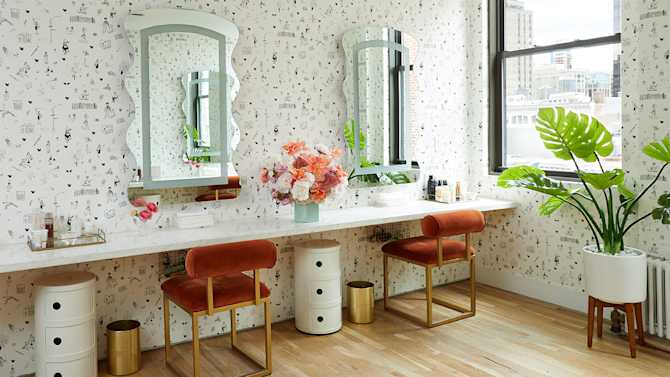 The beauty room at Flatiron.