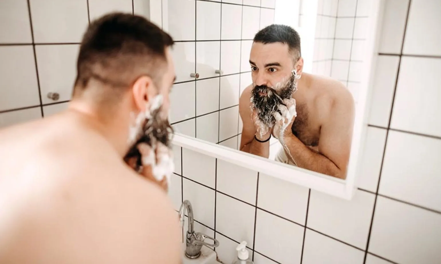 Utilisez un shampooing adoucisseur de barbe