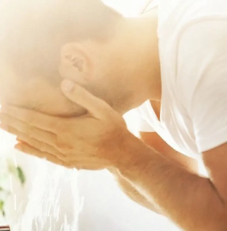 Banner of Beard Wash Guide: Benefits, Essentials and Steps Article