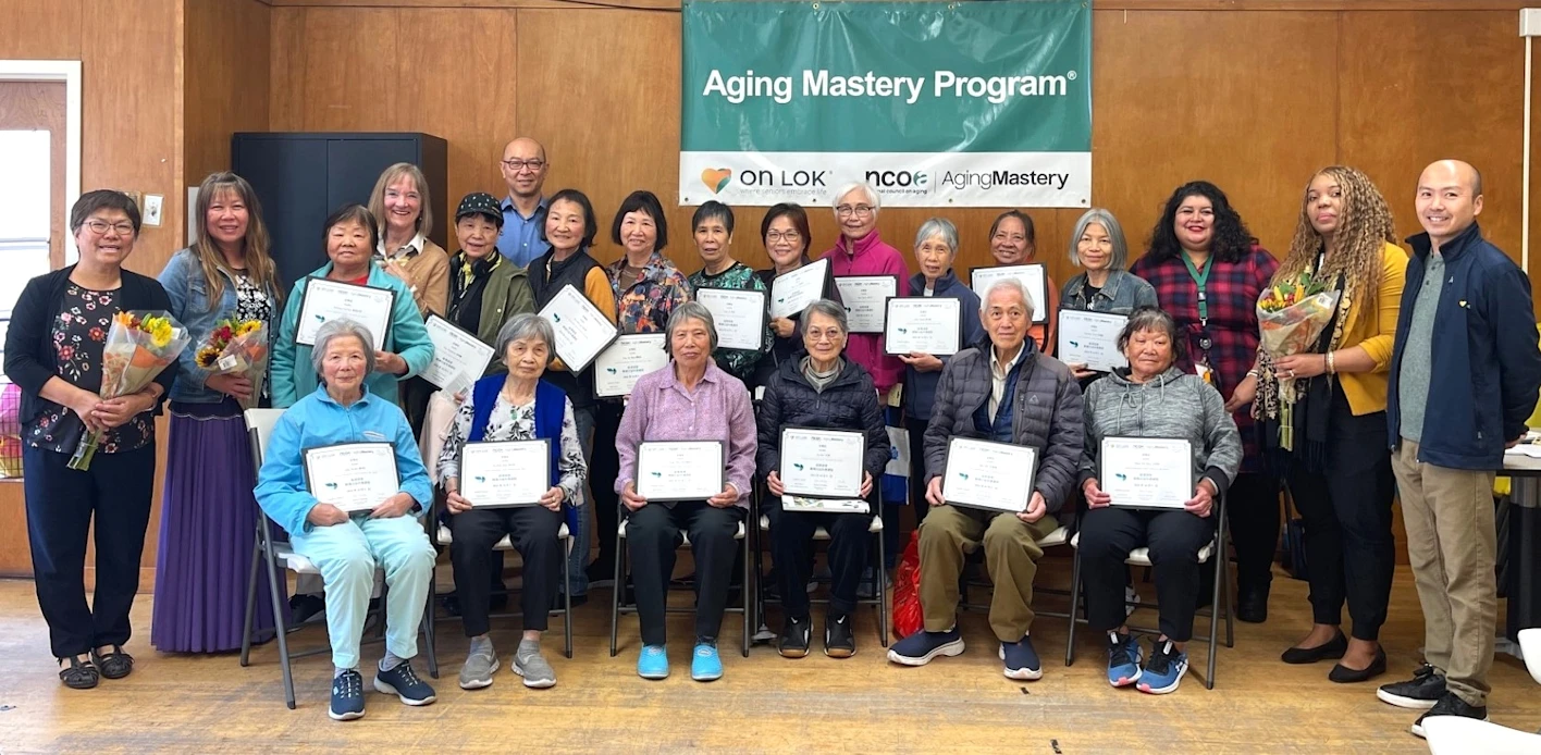 First graduates of the Chinese language AMP.