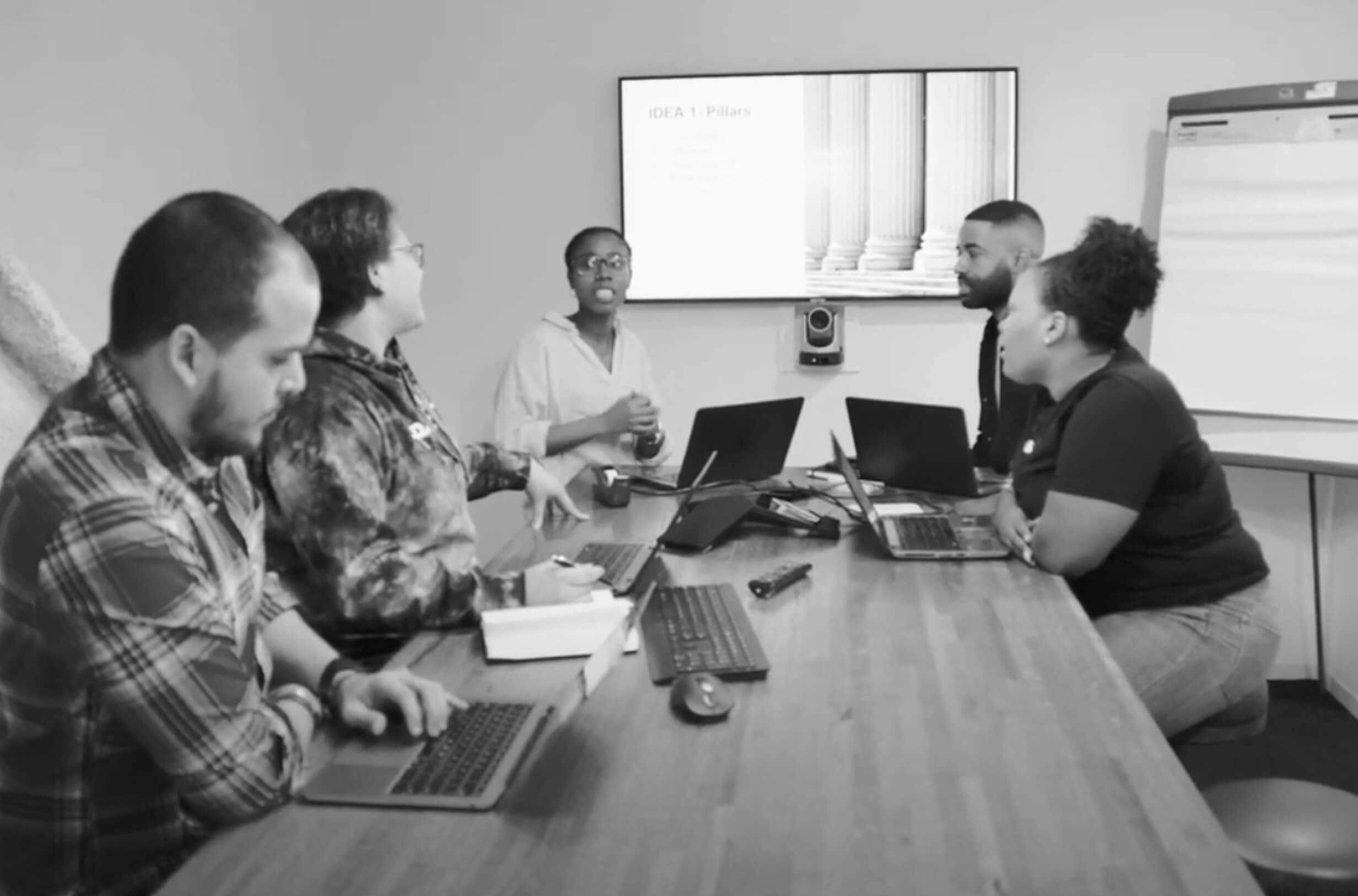 adfellows having a discussion