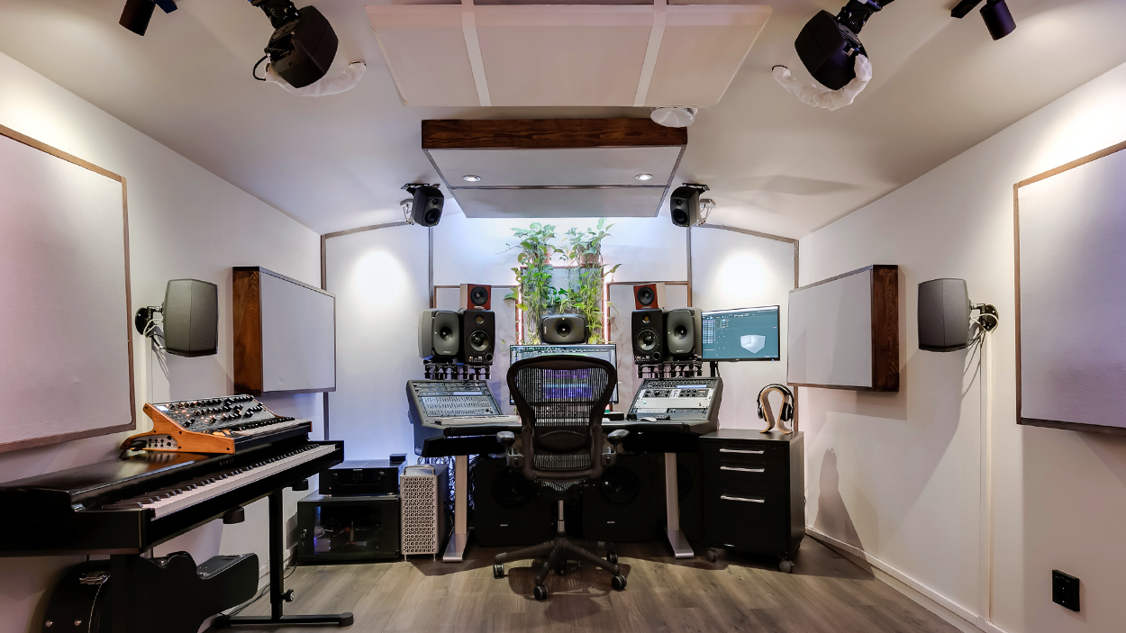 Immersive Talk with the dome. Image 2