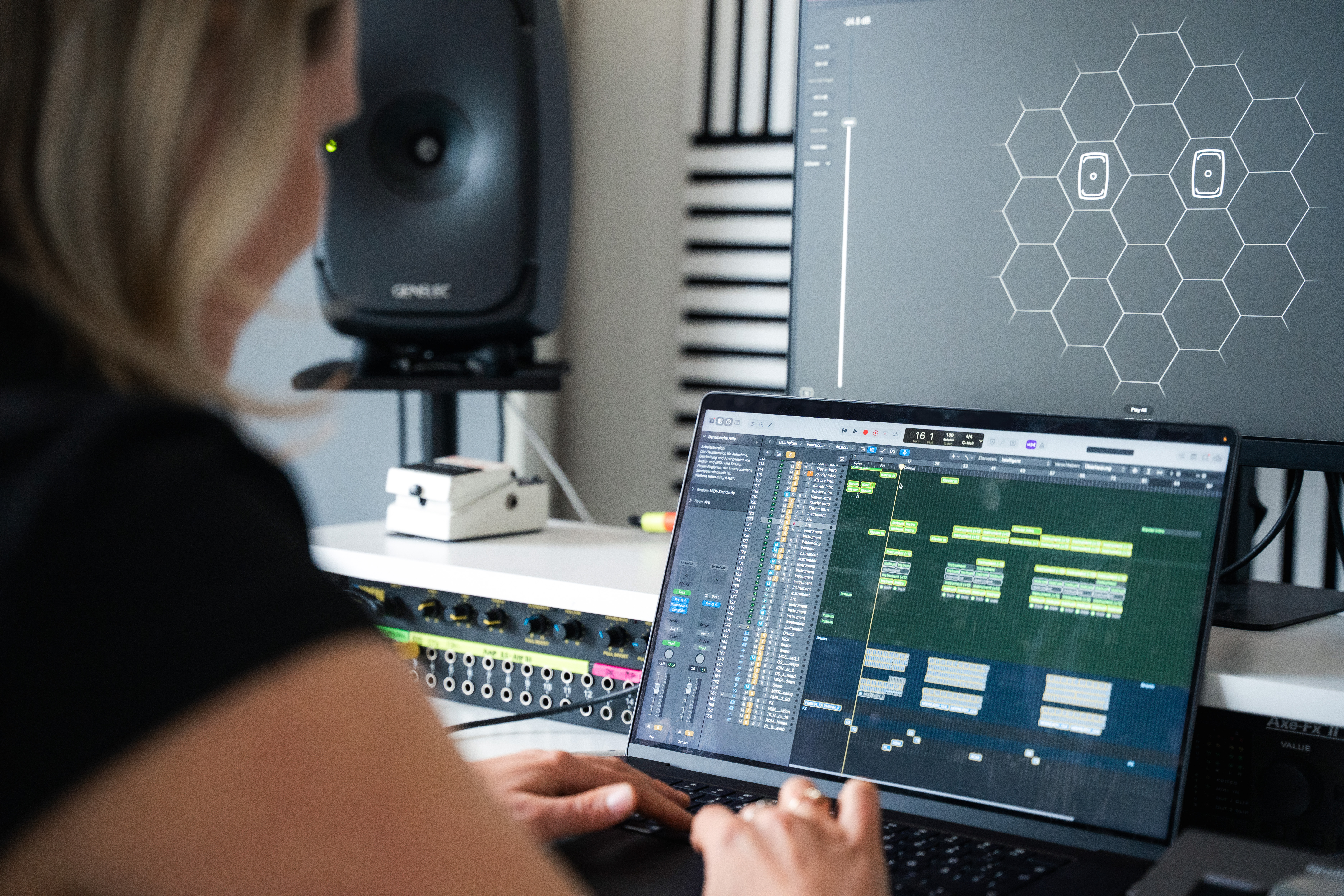 Alicia Kreckel music producer from Germany working
