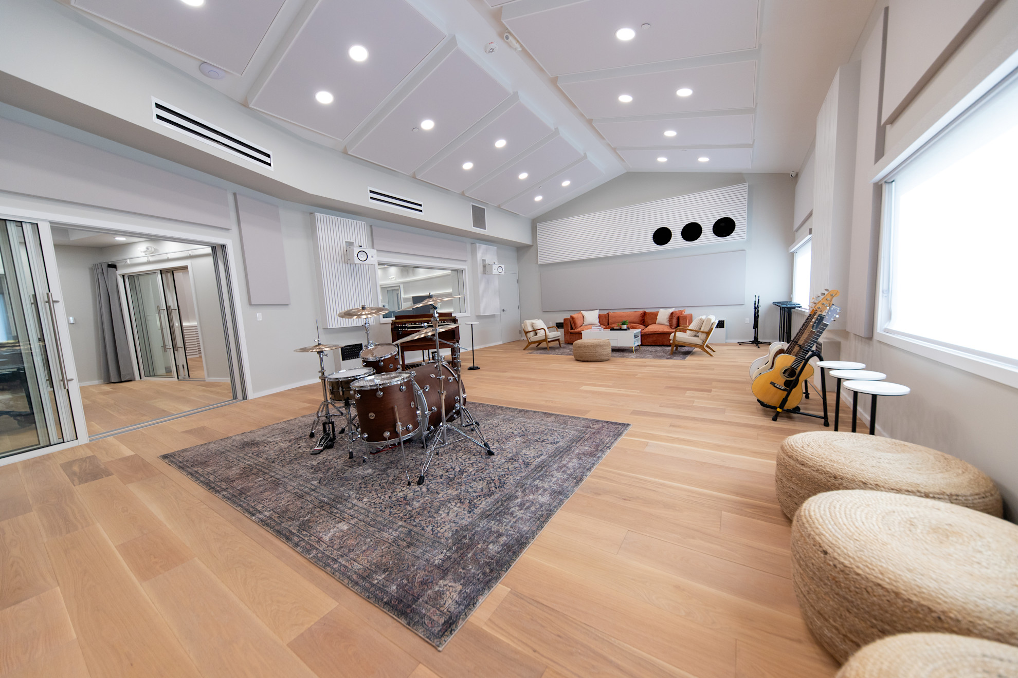 Studio33:3 web image 2