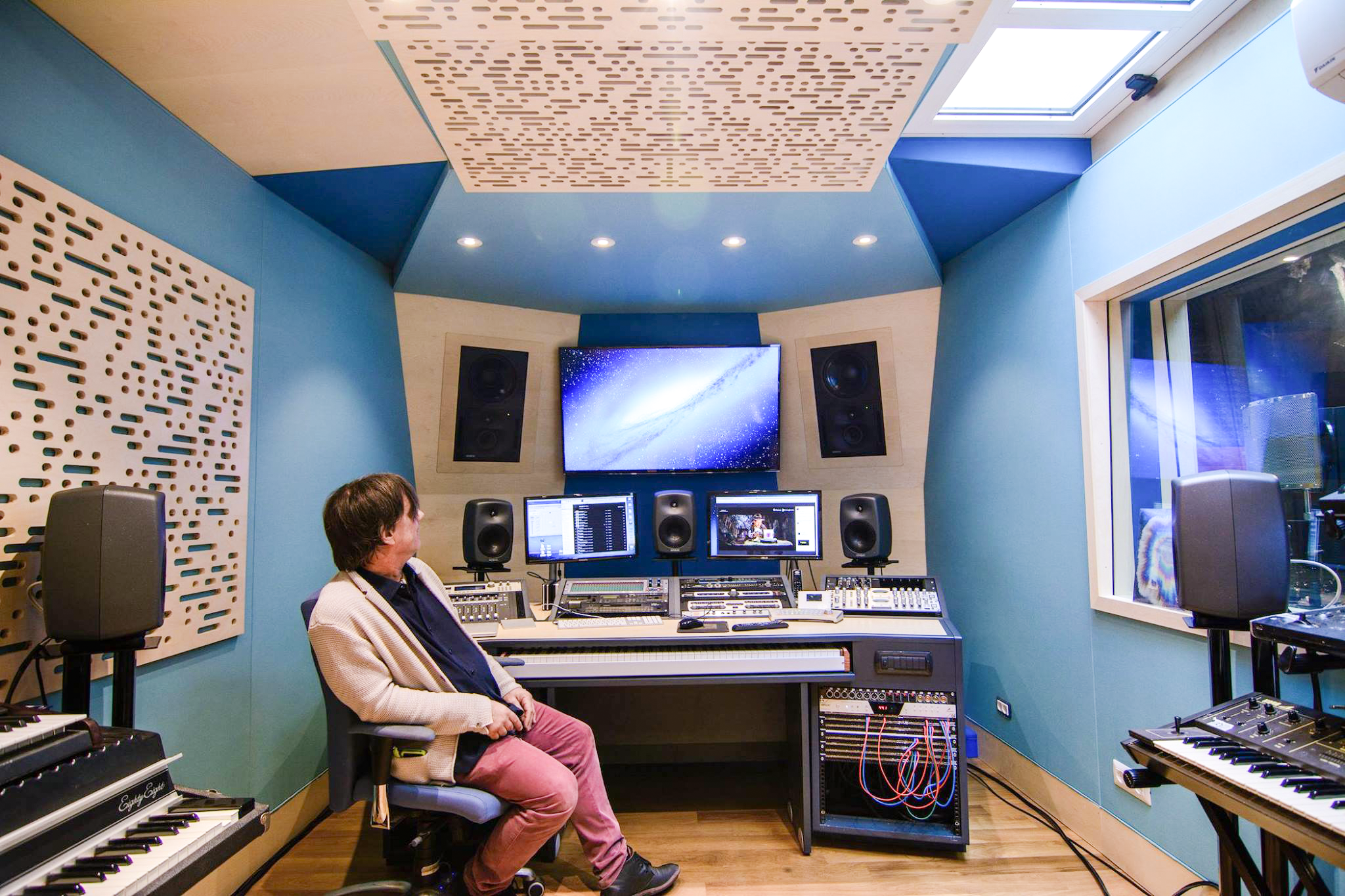 Composer Federico De Robertis Discovers his Afterlife with Genelec