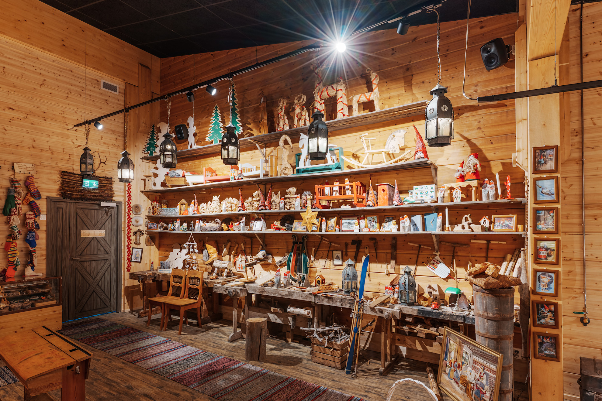 Santa’s Visitor Center web image 4