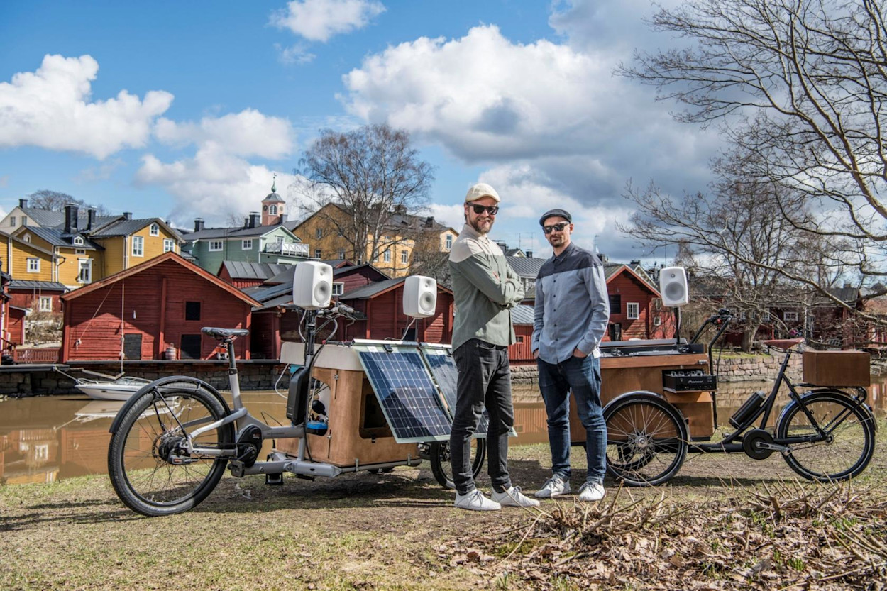Dancing Trash Heroes Header L-R Panu Varstala and Antti Lahti. Photo Credits: Niko Laurila photography