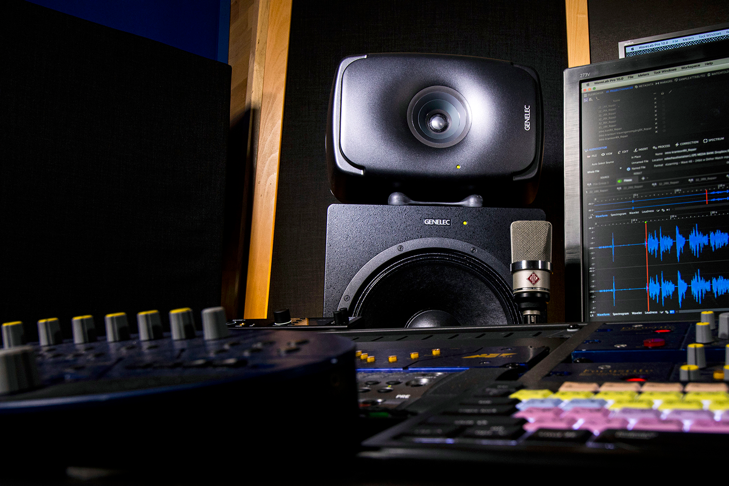 Maxe Axelsson chooses the perfect Genelec mastering combination
