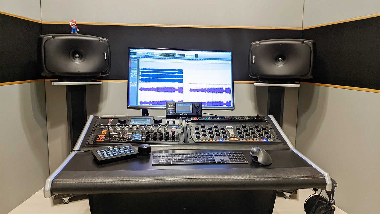 Genelec flagship studio monitors make Argentinian debut with Javier Fracchia
