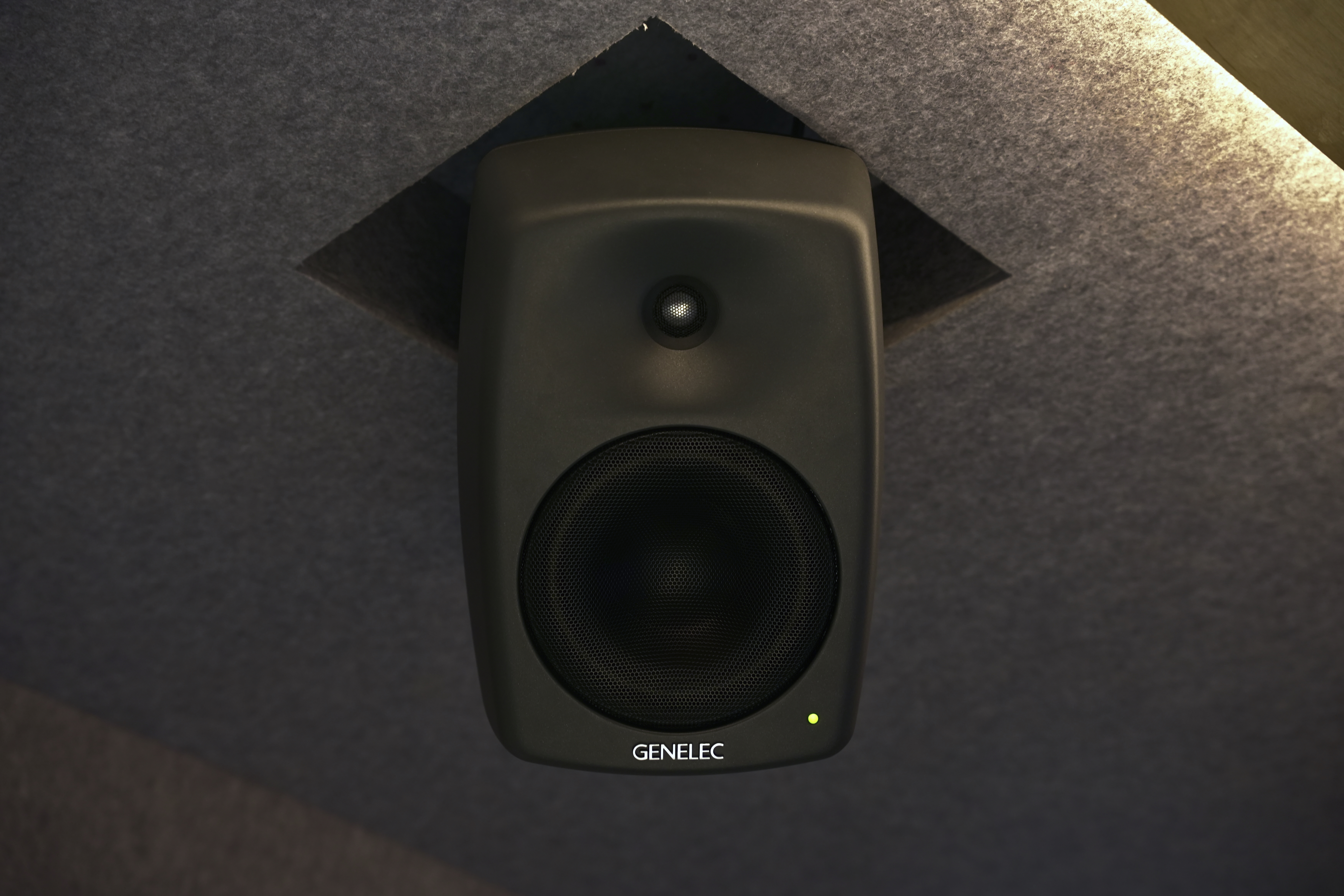 Inside KriB Studios: Closeup 1