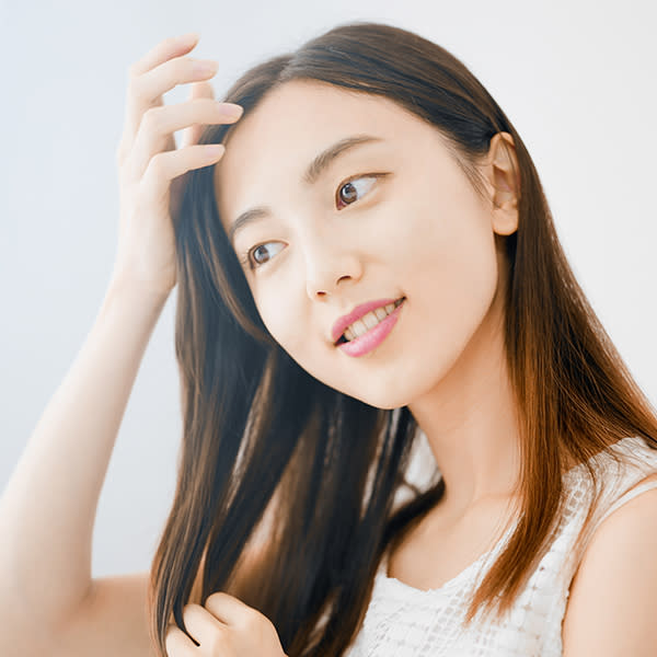 7 Hal Yang Dapat Membuat Rambut Rontok - Pantene
