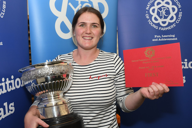 Floral Art winner Ella Harris 2025