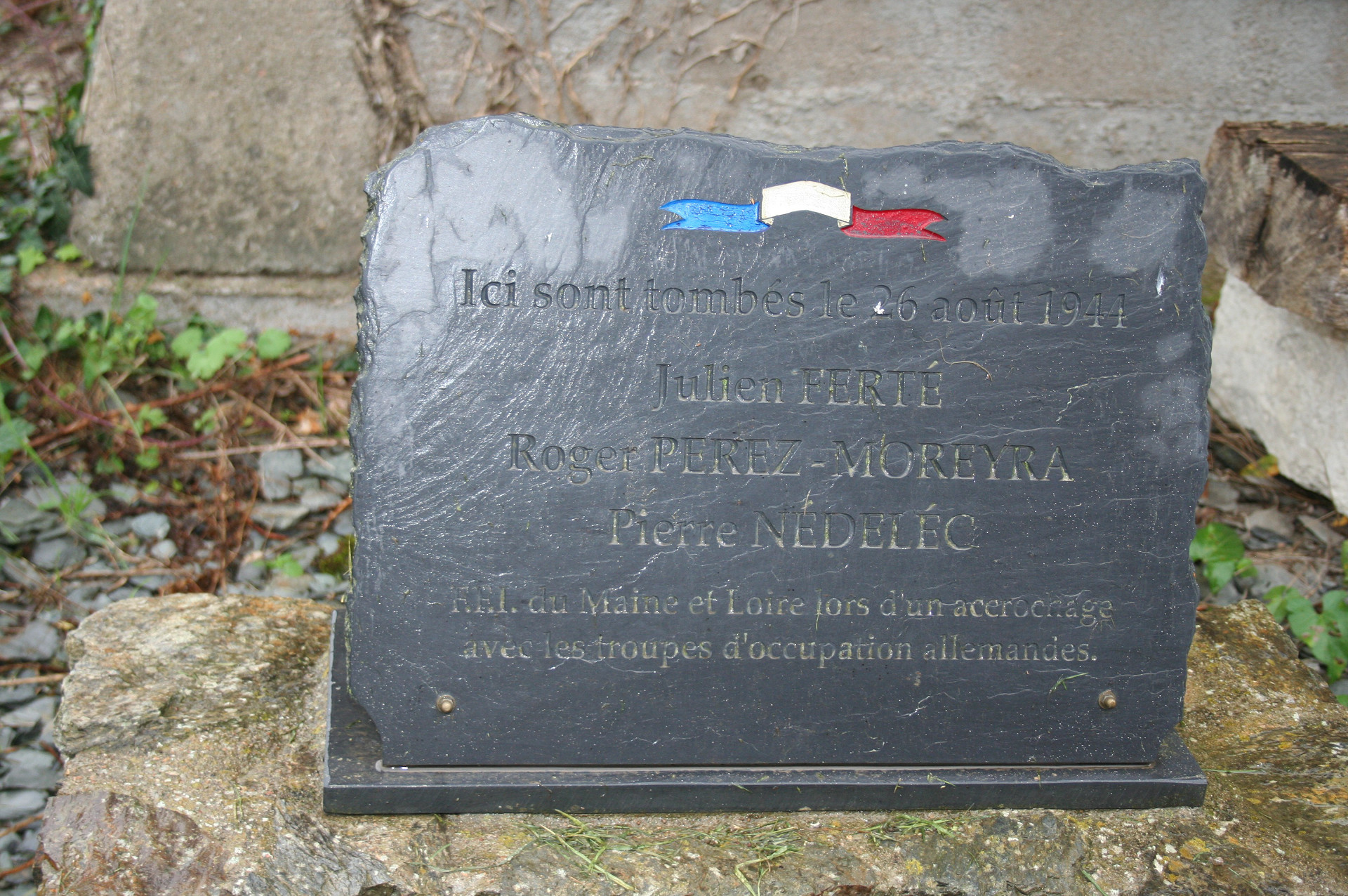 Plaque posée en mémoire des victimes du 26 août 1944, seule trace rappelant le drame aujourd'hui