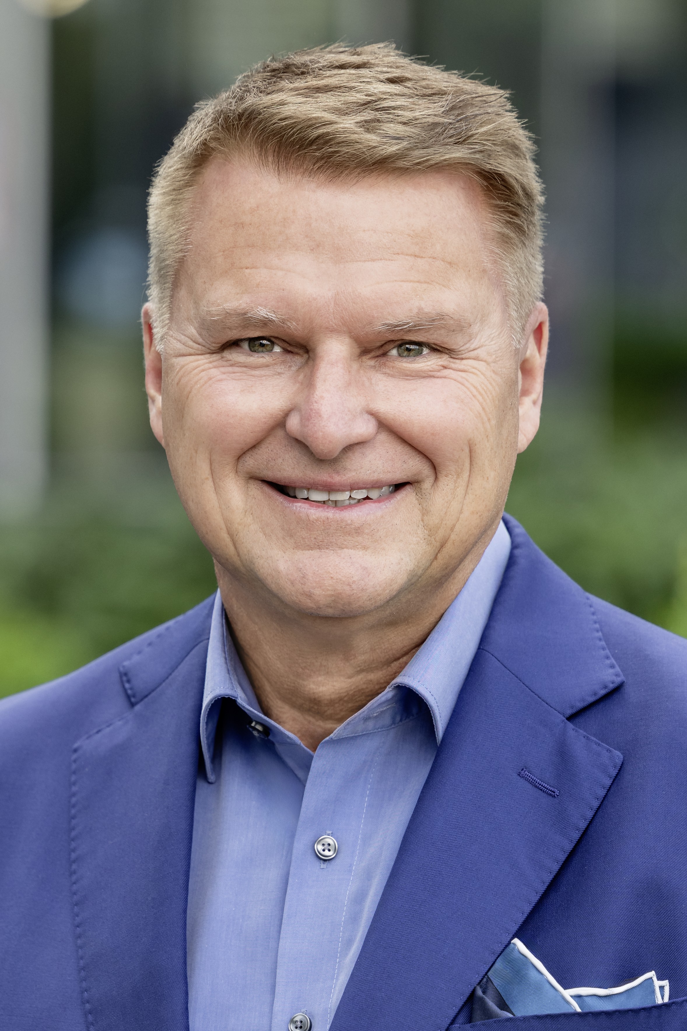 Roger Basler, CEO