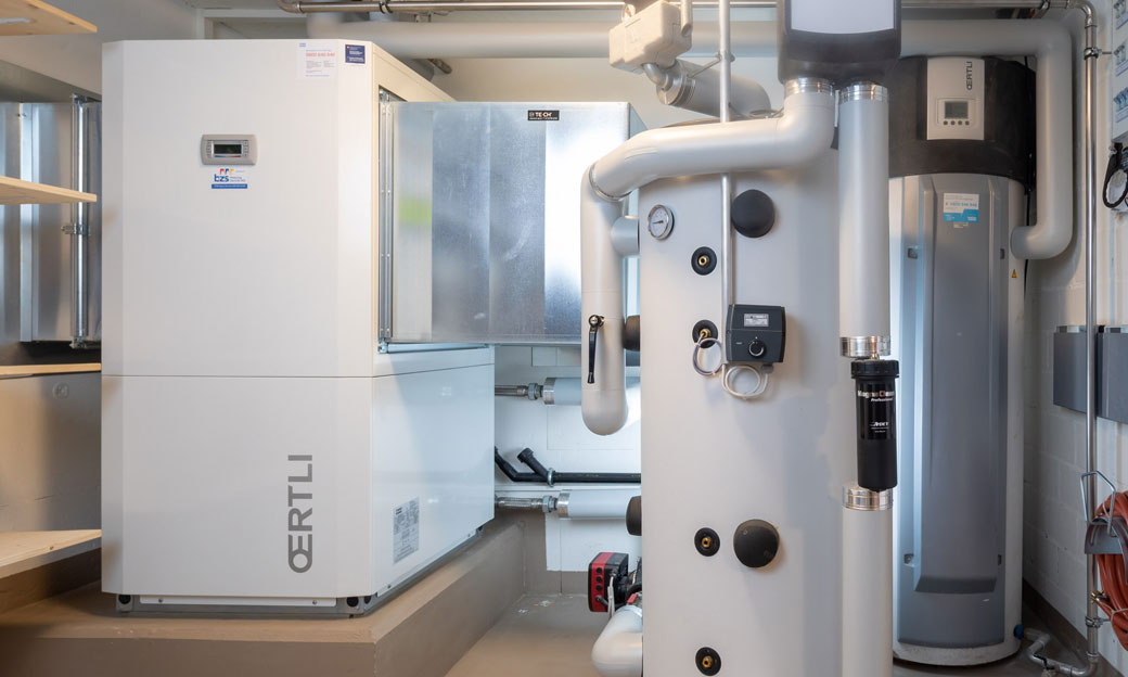 La chaufferie avec la pompe à chaleur air-eau Oertli LIN 20TES  La chaufferie avec la pompe à chaleur air-eau Oertli LIN 20TES