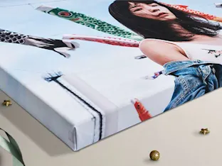 XMAS 2023 | Product Tiles Section > Matte Canvas on Stretcher Frame | Media close up of a matte canvas photo print.