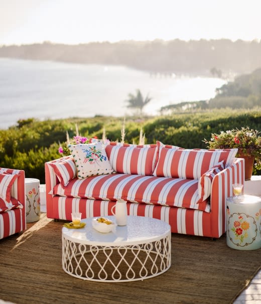 shop outdoor living